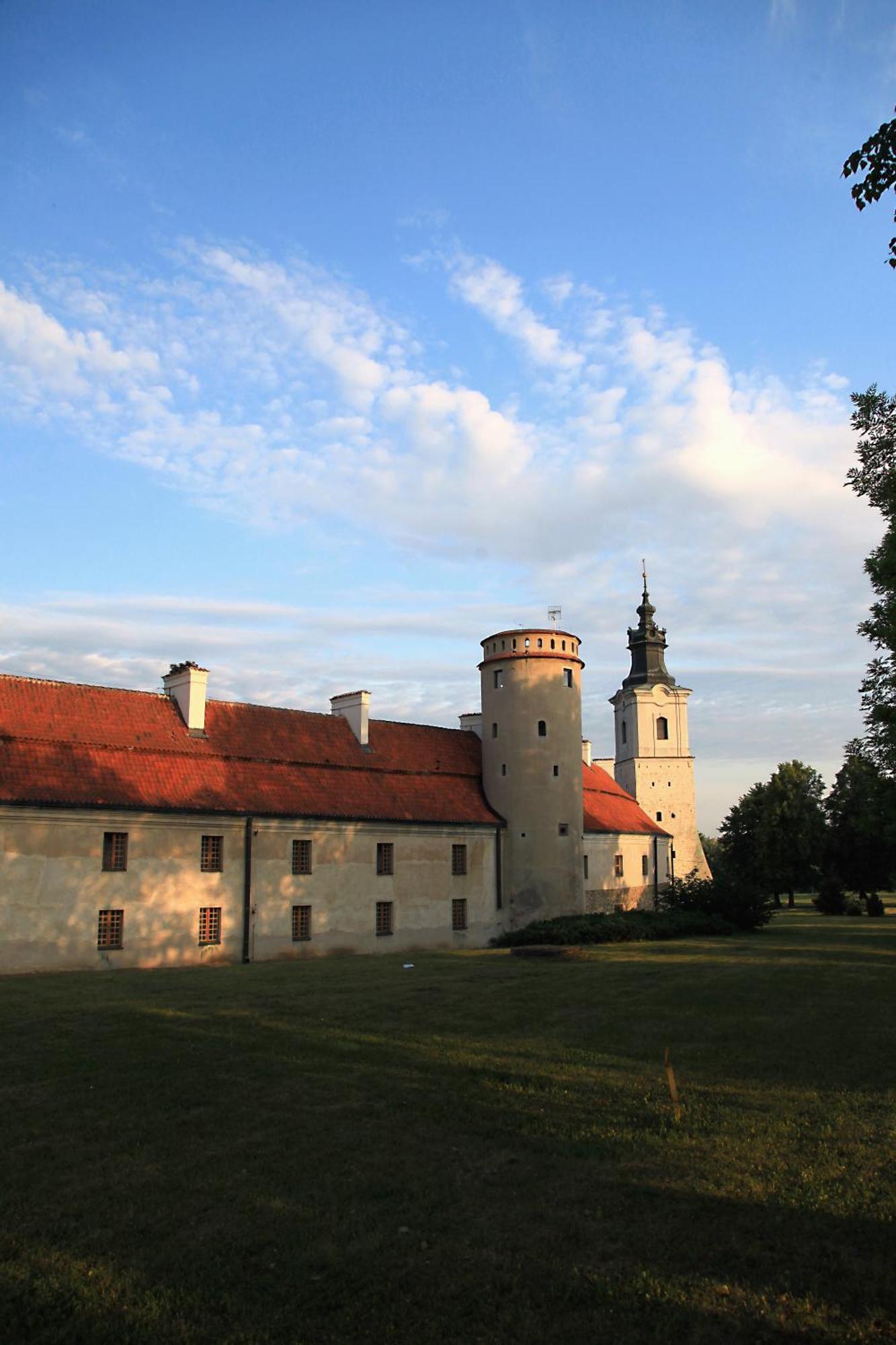 Hotel Podklasztorze Sulejów Eksteriør billede