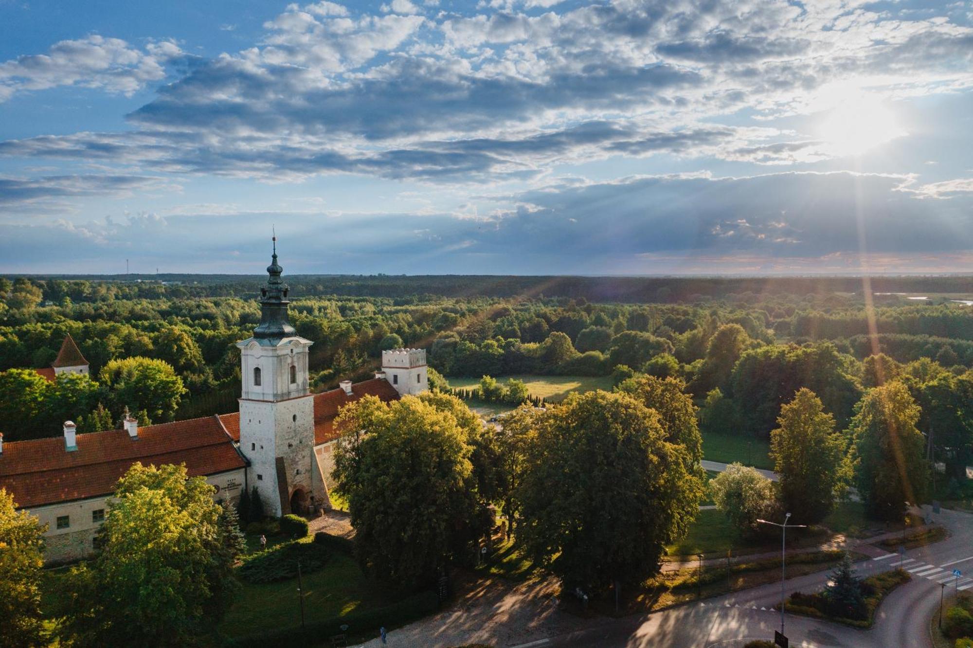 Hotel Podklasztorze Sulejów Eksteriør billede
